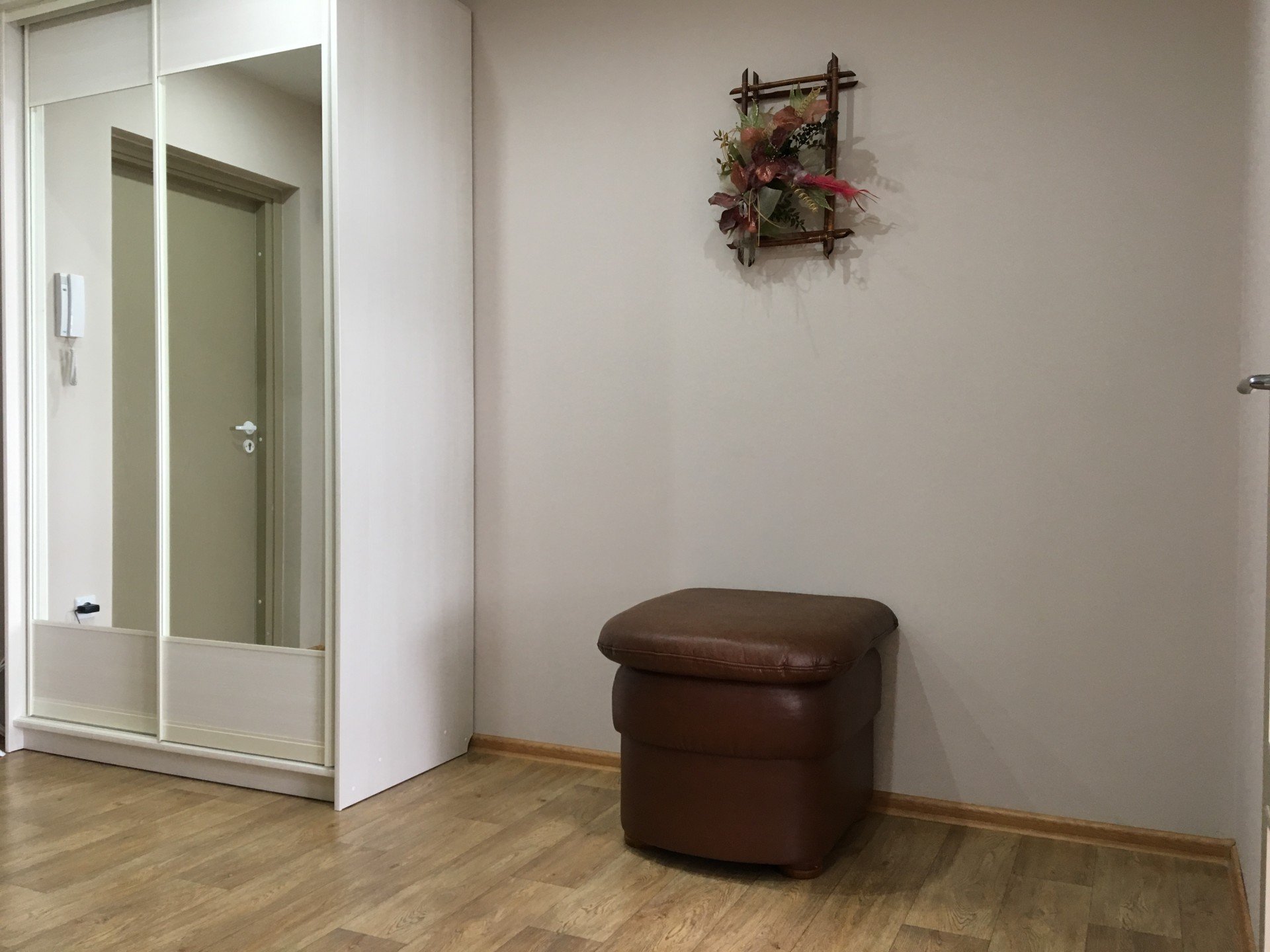1-комнатная квартира, Суворова ул. 312