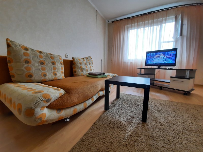 3-комнатная квартира, 17-й микрорайон 20