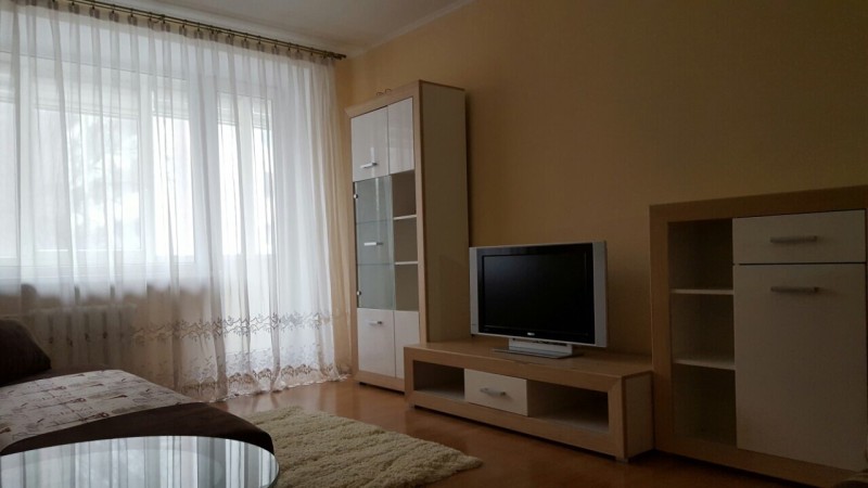 2-комнатная квартира, Космонавтов бул. 73