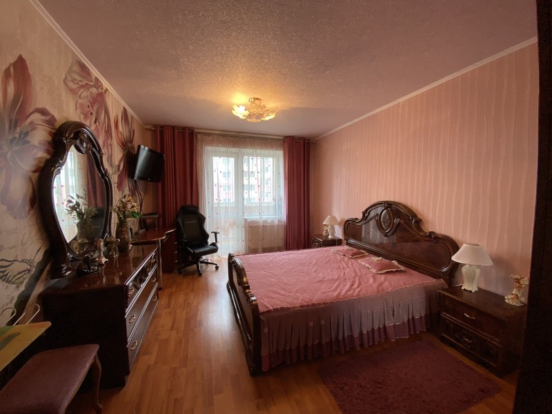 2-комнатная квартира, Правды ул. 66/1