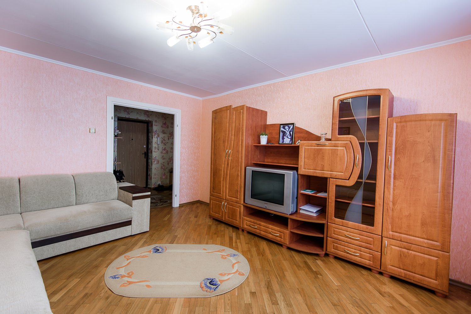 2-комнатная квартира, Шахтеров бул. 3