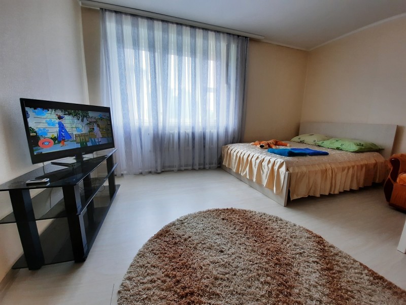 2-комнатная квартира, Металлургов бул. 28