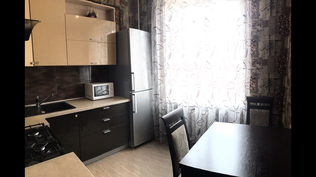2-комнатная квартира, Ленинская ул. 45