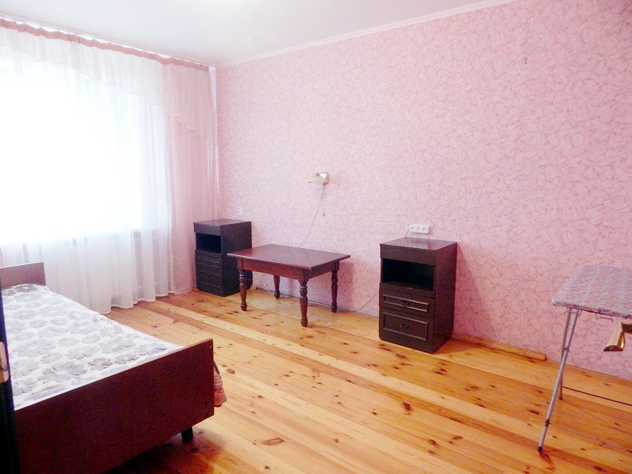 3-комнатная квартира, Дзержинского ул.  47А