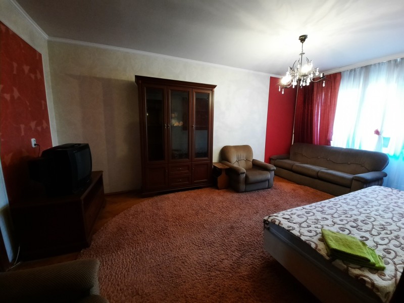 2-комнатная квартира, Набережная ул. 15