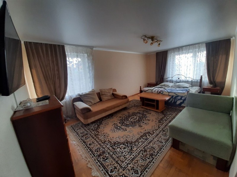 2-комнатная квартира, Кирова ул. 103