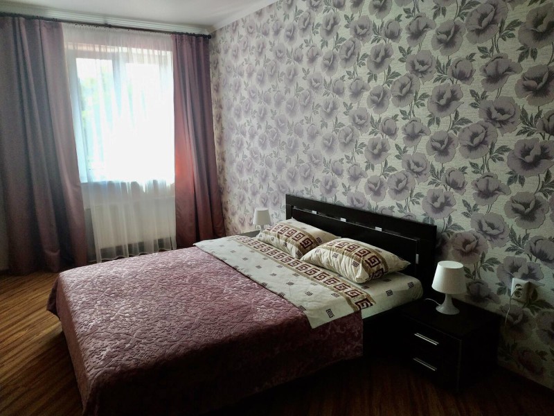 2-комнатная квартира, Ровецкая ул. 8