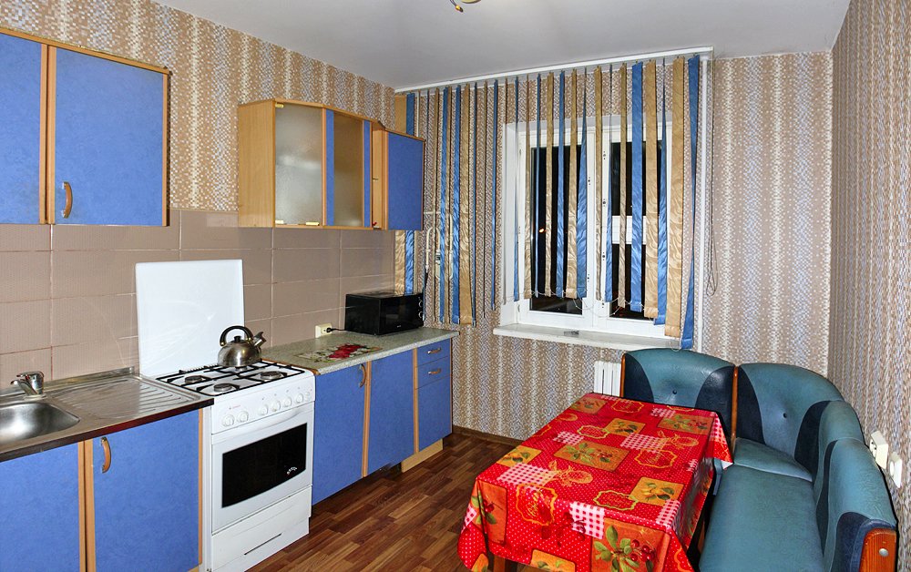 3-комнатная квартира, Мазурова ул. 75