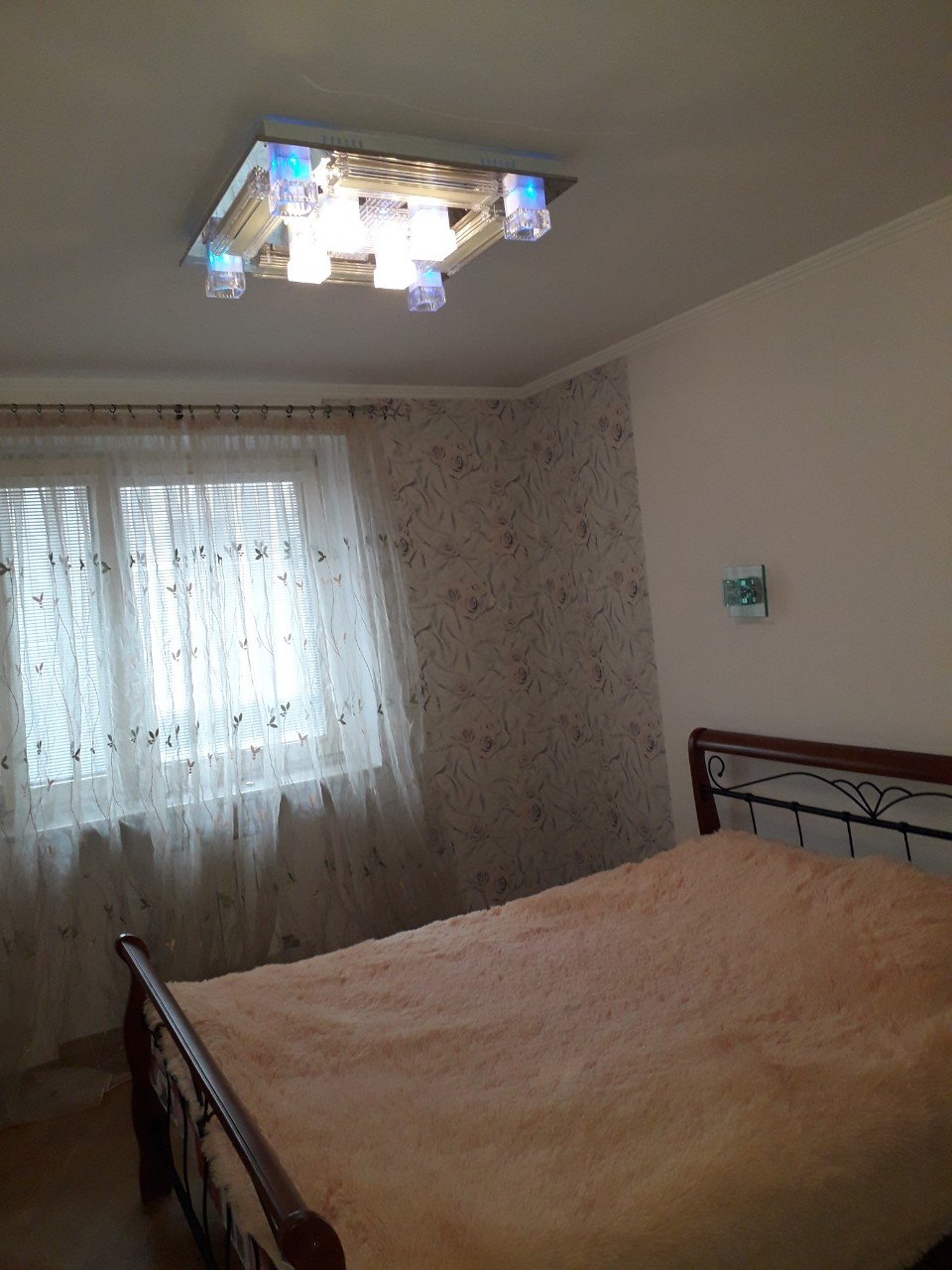 3-комнатная квартира, Суворова ул. 101