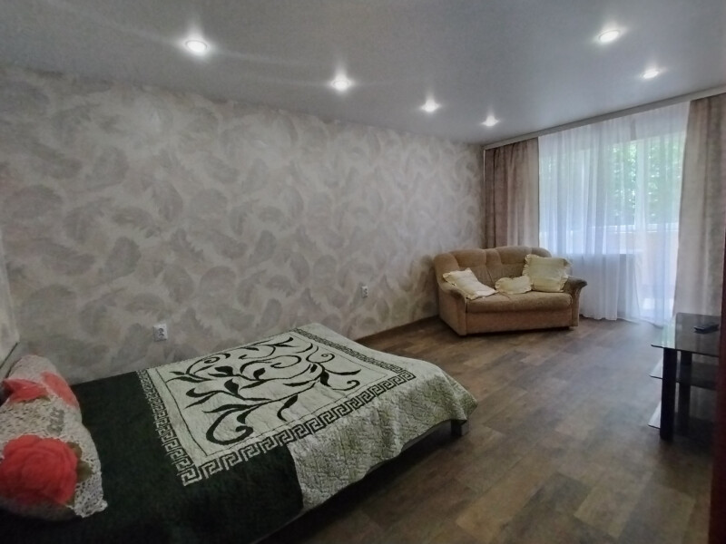 3-комнатная квартира, Юности бул. 50