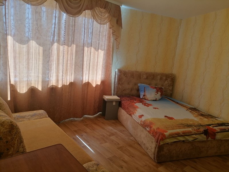 3-комнатная квартира, Галицкого ул. 2