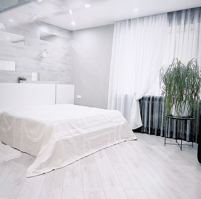 1-комнатная квартира, Ленина пл. 1