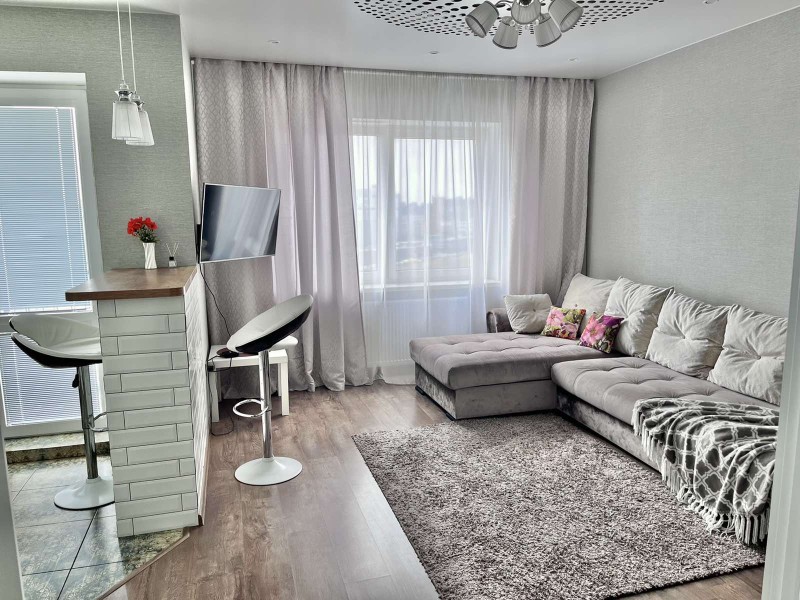 1-комнатная квартира, Репина ул. 4