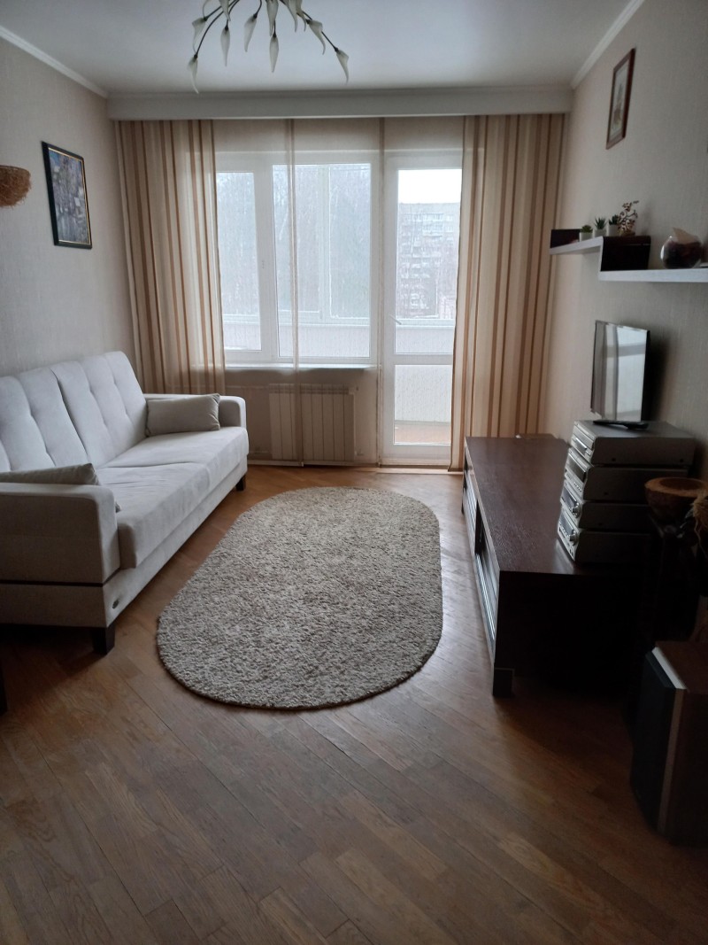 3-комнатная квартира, Молодёжная ул. 136