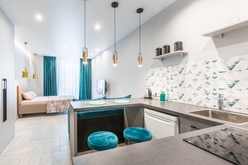 Студия, Братская ул. 14