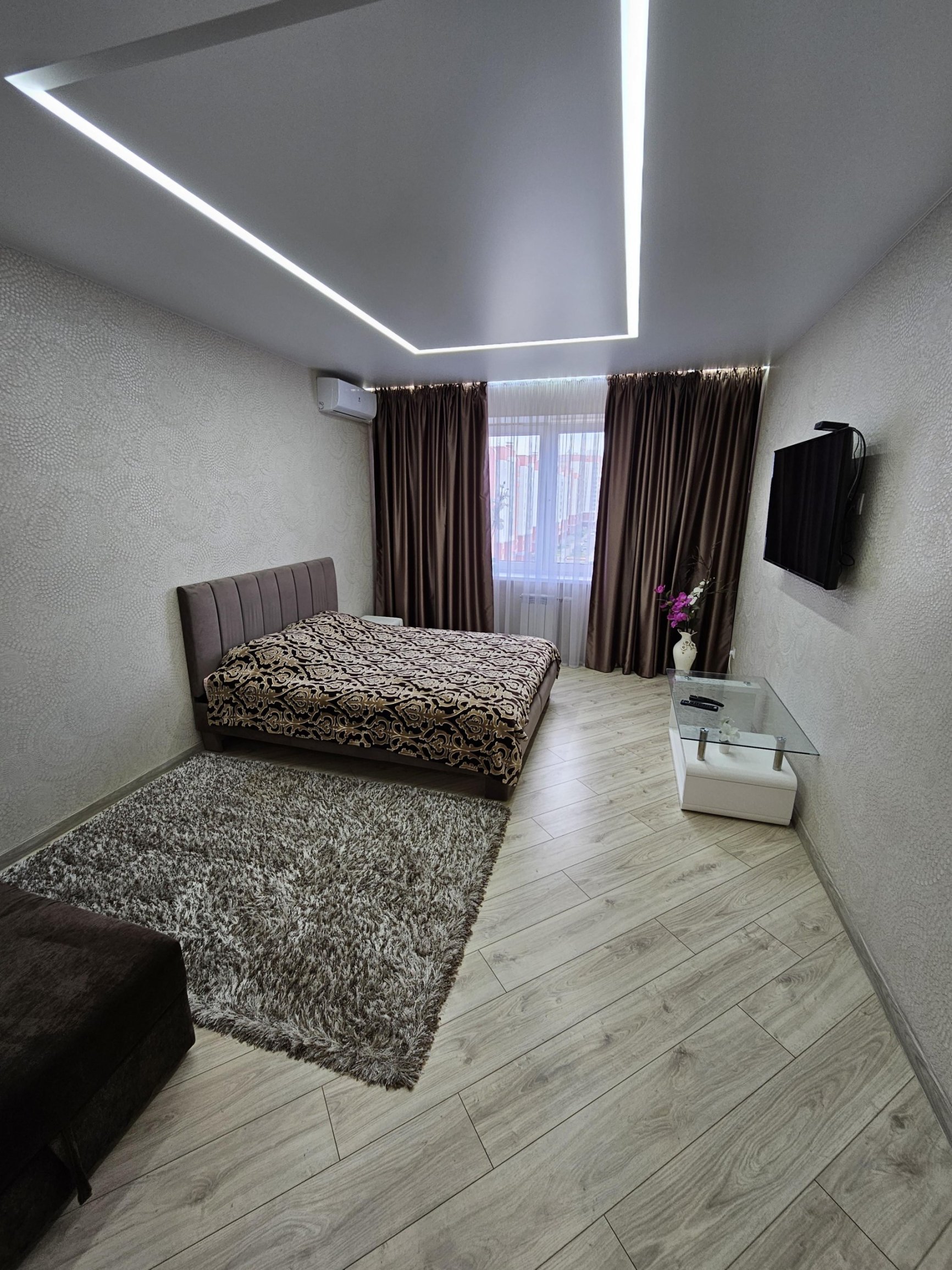2-комнатная квартира, Московская ул. 245