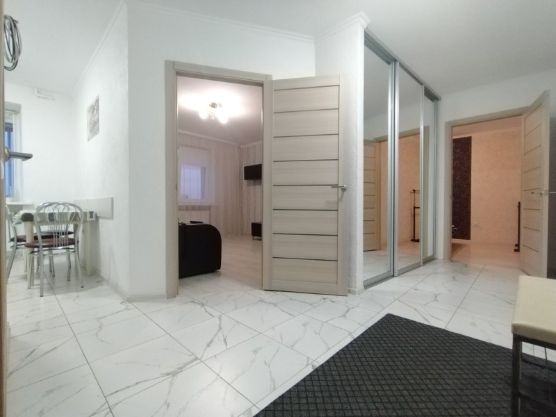 2-комнатная квартира, Машерова пр. 80