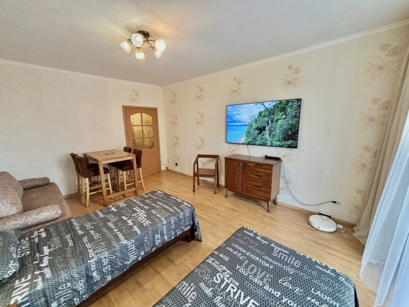 2-комнатная квартира, Мира пр. 25 г