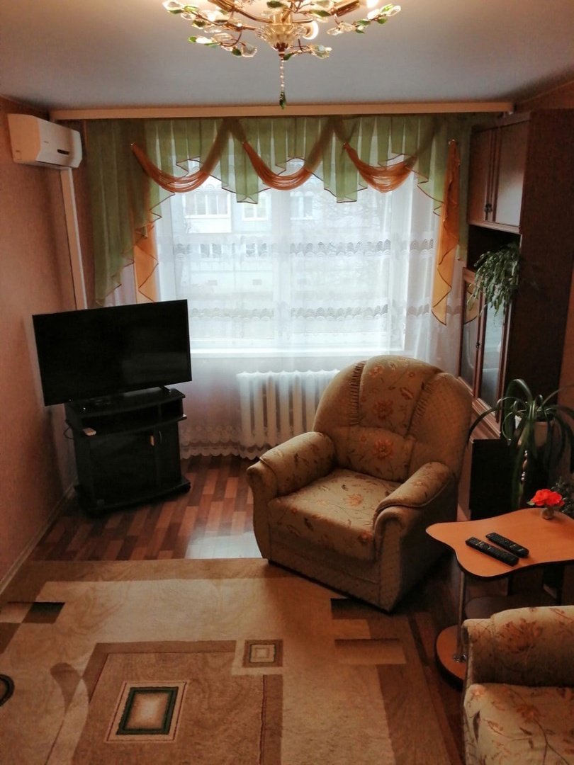 2-комнатная квартира, Чаловской Люси ул. 23