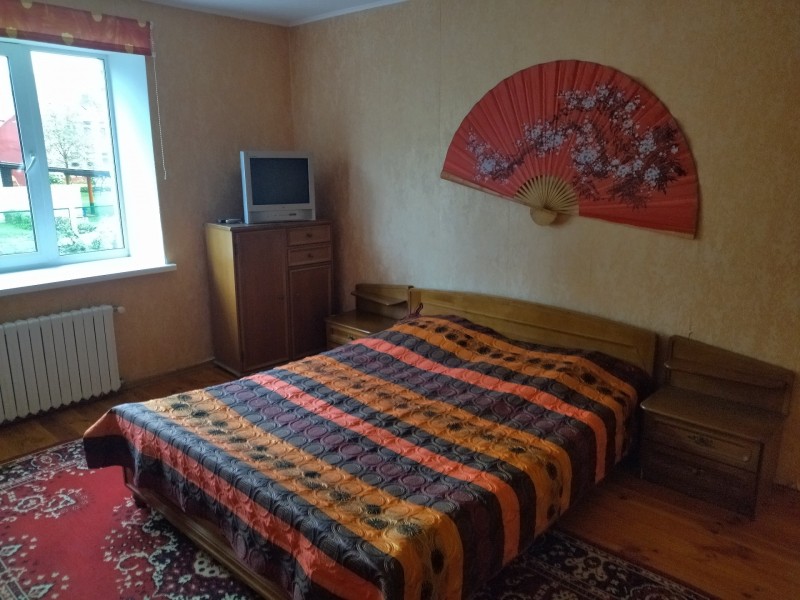 3-комнатная квартира, Рокоссовского ул. 12