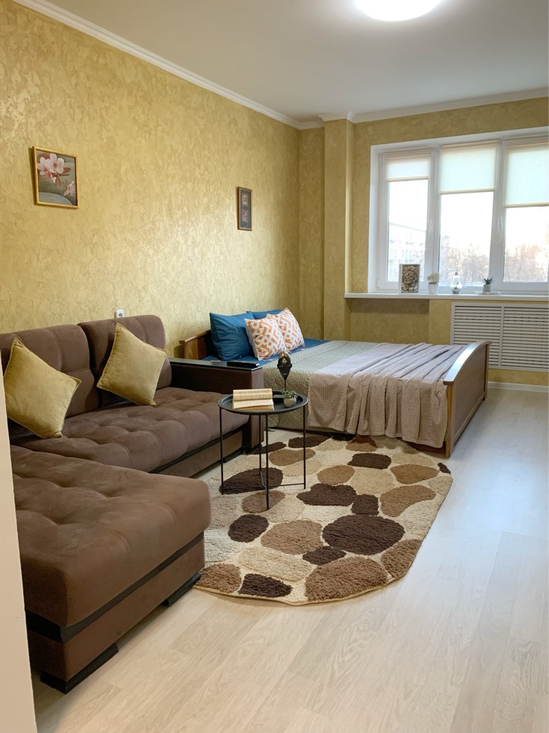 2-комнатная квартира, Крылова ул. 19