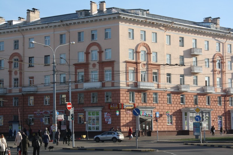 2-комнатная квартира, Ленина пр. 63