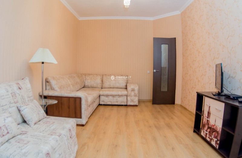 2-комнатная квартира, Якуба Коласа ул. 14