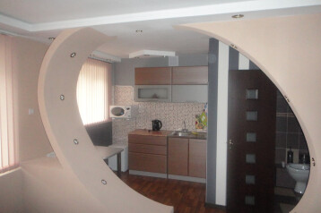 1-комнатная квартира, Хмельницкого Богдана ул. 93