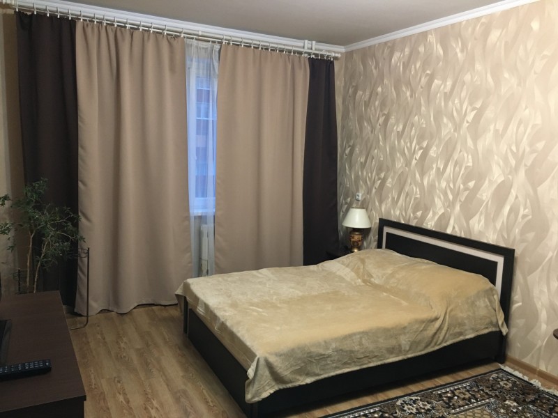 2-комнатная квартира, 7 ноября ул. 12