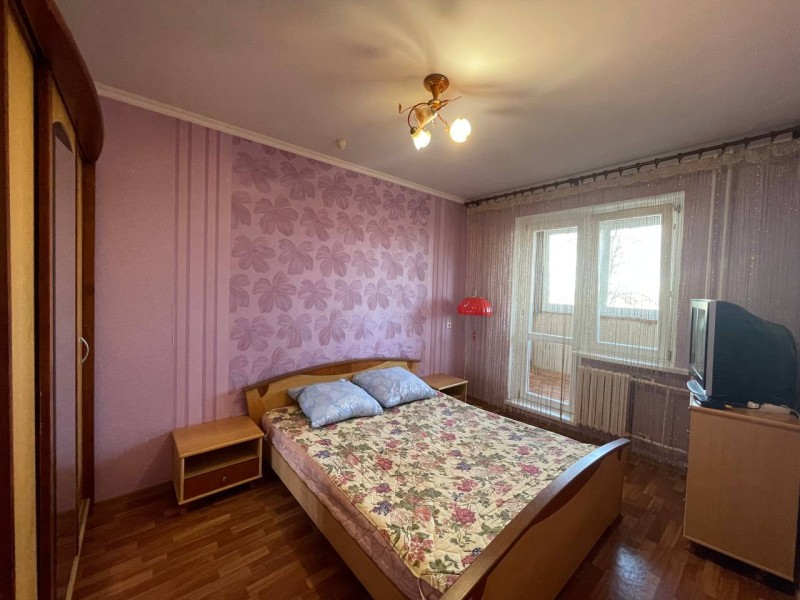 3-комнатная квартира, Панковой ул. 54