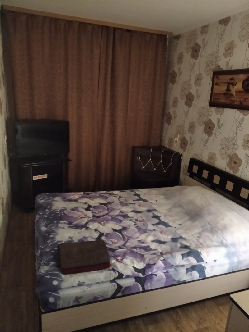 Студия, Октябрьский мкрн. 32
