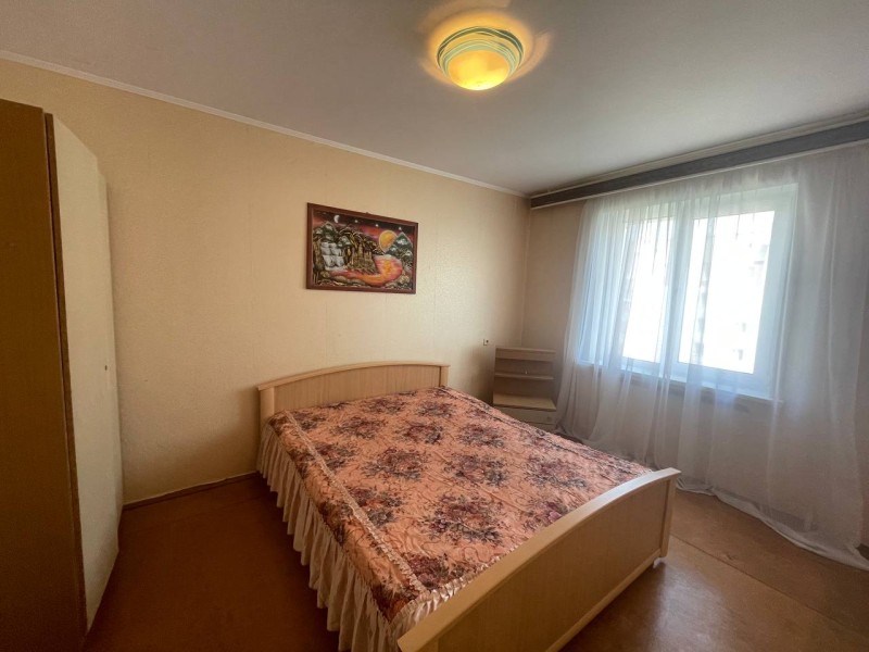 3-комнатная квартира, Металлургов бул. 10