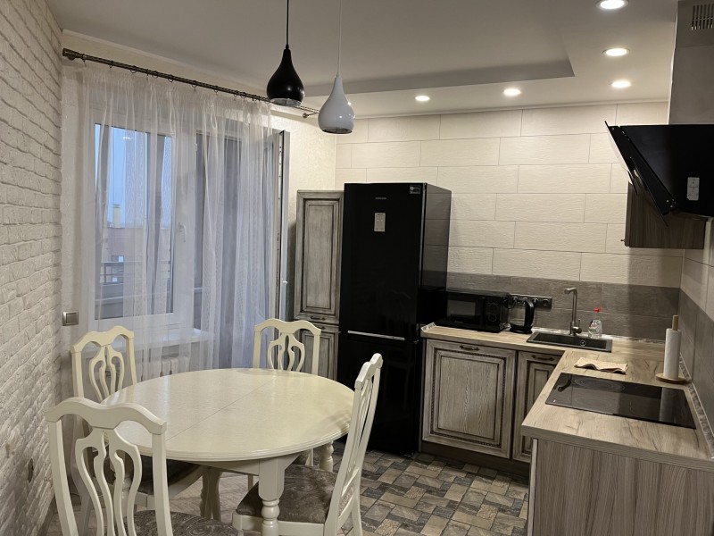 2-комнатная квартира, Гоголя ул. 83