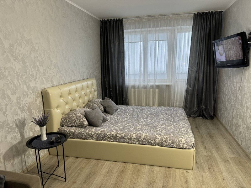 2-комнатная квартира, Дзержинского ул. 125