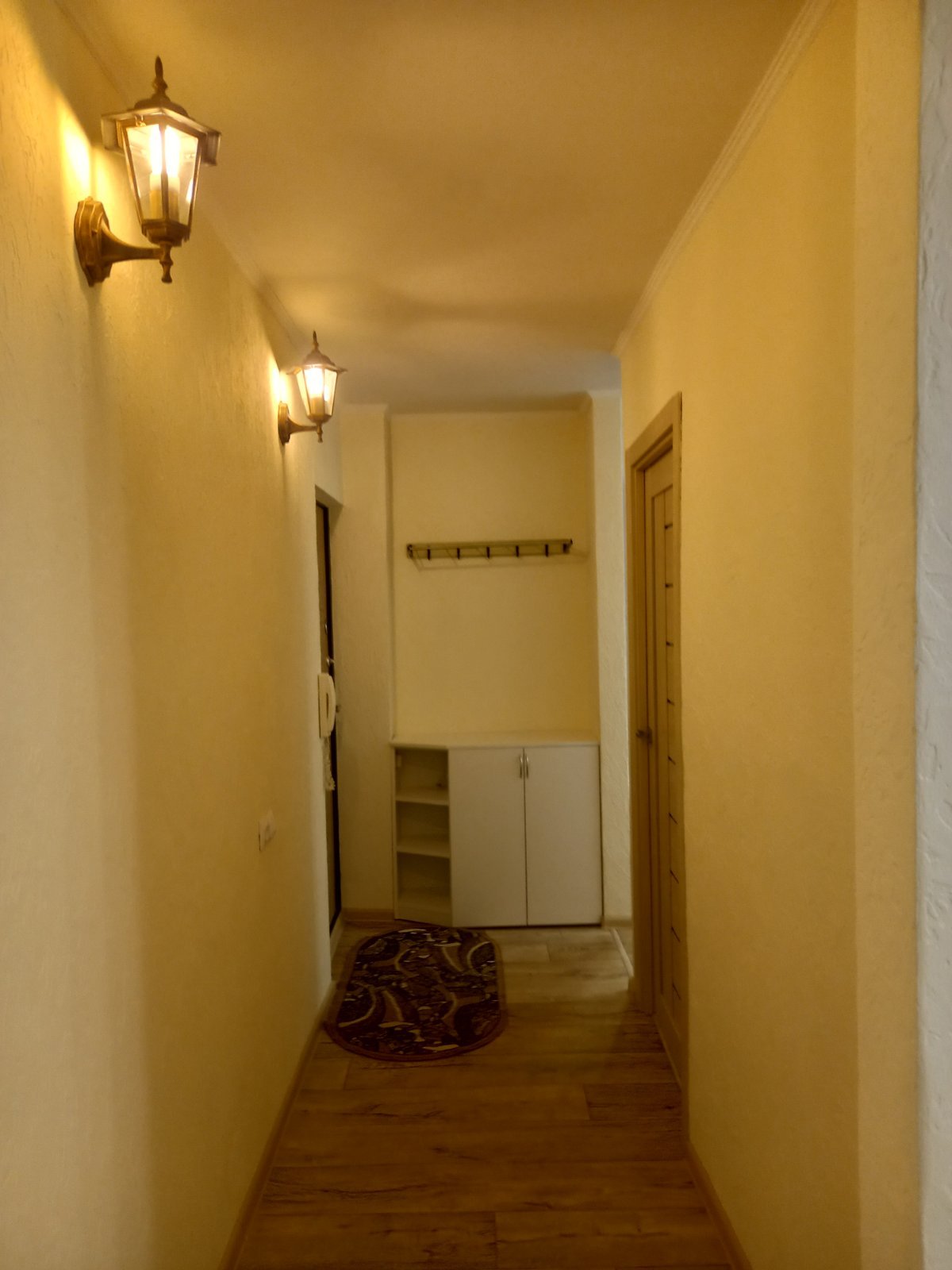 3-комнатная квартира, Захарова ул. 30