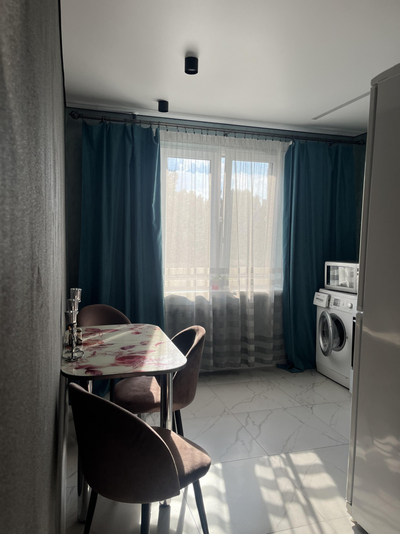 Фото 4: Квартира посуточно — Светлая квартира с новым ремонтом на ул. Константина Заслонова