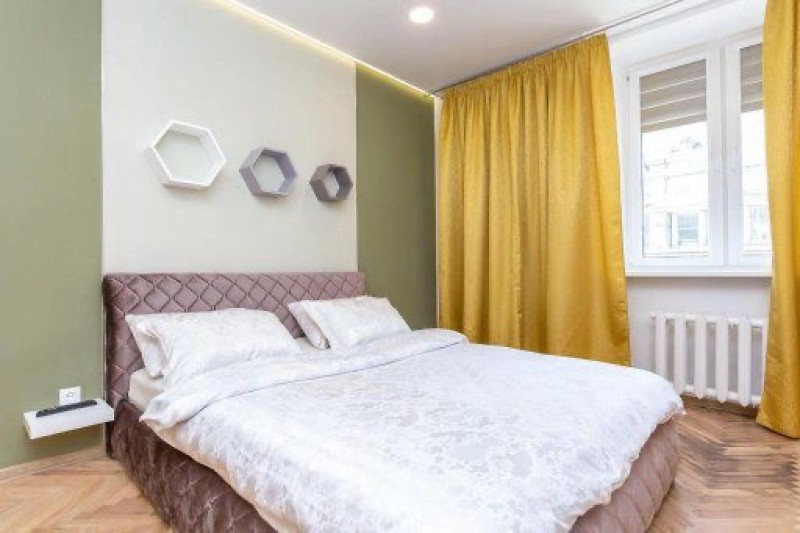 2-комнатная квартира, Независимости пр. 23