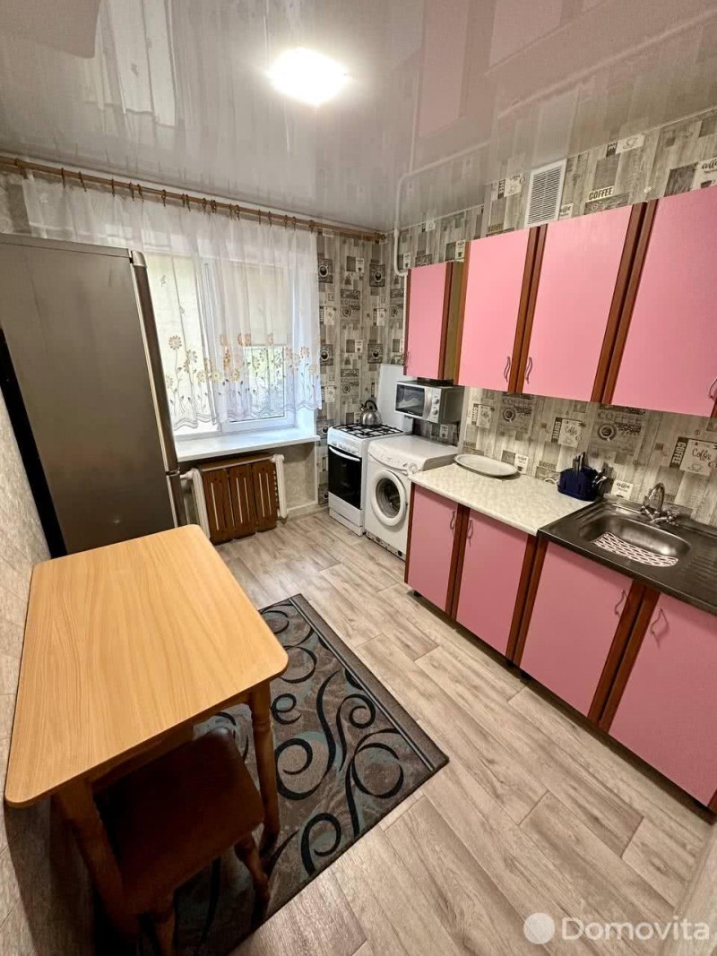 2-комнатная квартира, Горбатова ул. 26
