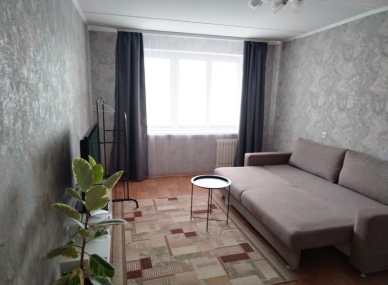 1-комнатная квартира, Мира пр. 10