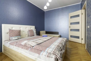 2-комнатная квартира, Хмельницкого Богдана ул. 112