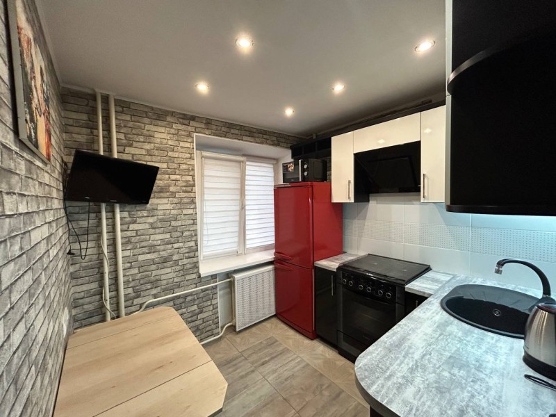 2-комнатная квартира, Победы пр. 1