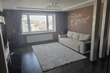 2-комнатная квартира, Космонавтов бул. 33