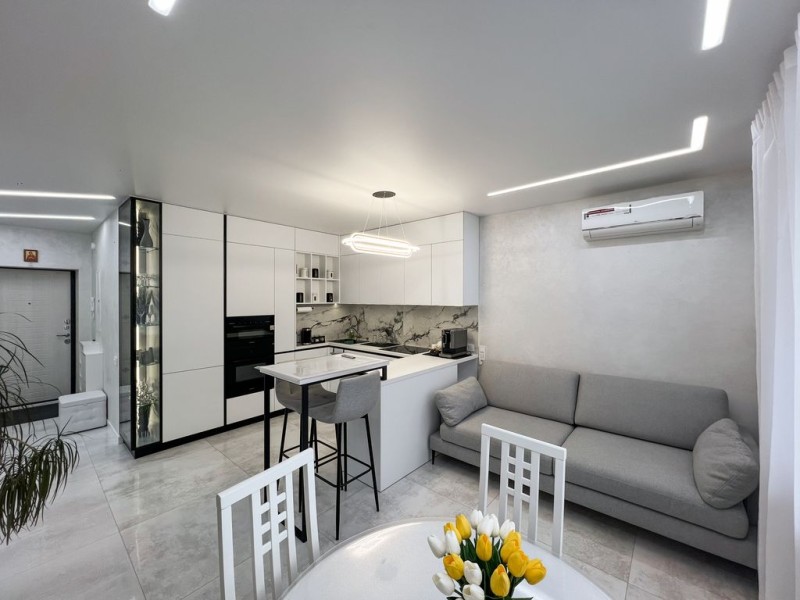 3-комнатная квартира, 17 сентября ул. 15