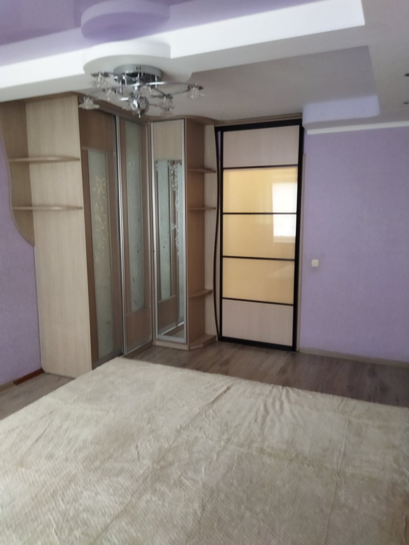 2-комнатная квартира, Ивановского ул. 15