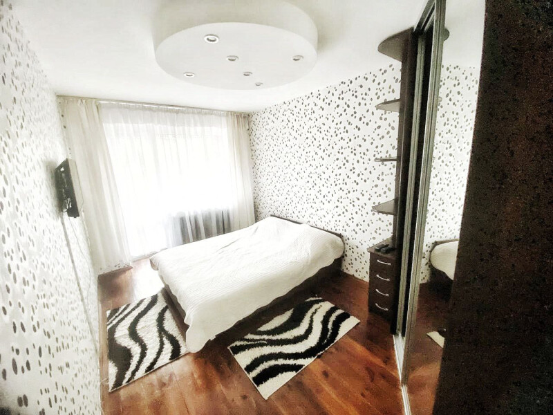 3-комнатная квартира, Багратиона ул. 73