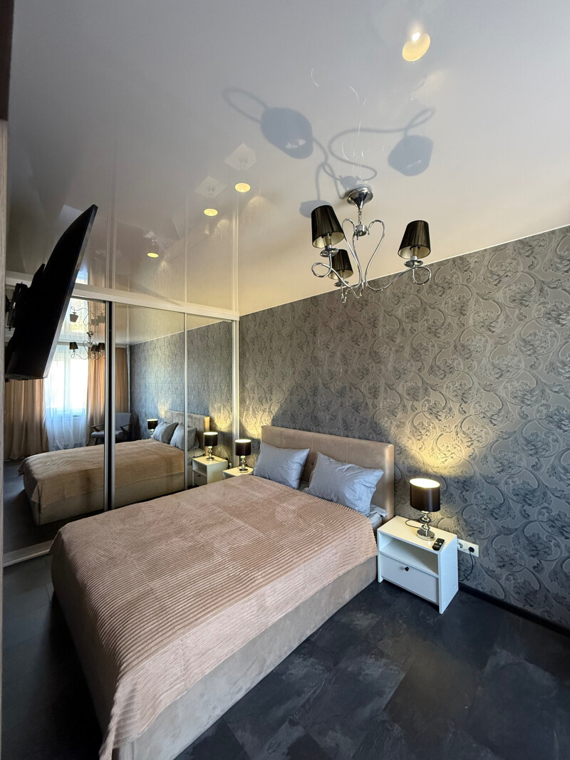 Студия, Захарова ул. 28