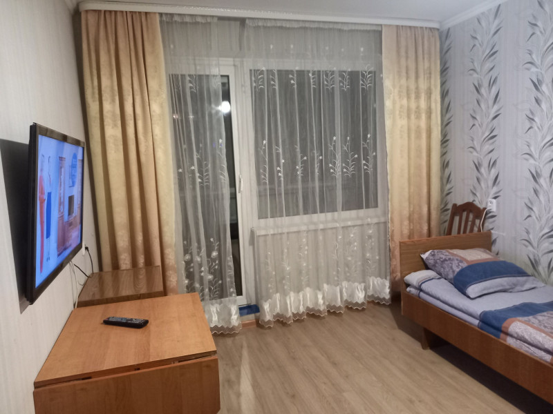 Фото 2: Квартира посуточно — 2-комнатная квартира на Парковой улице в Пинске