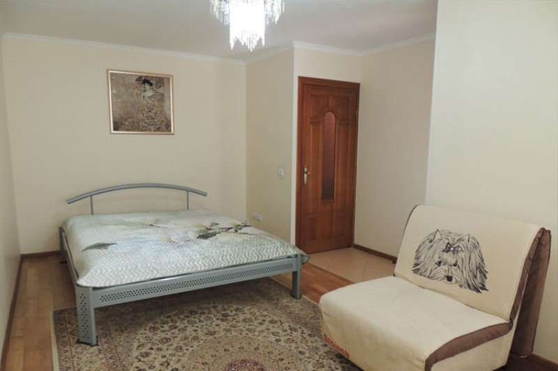 1-комнатная квартира, Космонавтов бул. 64