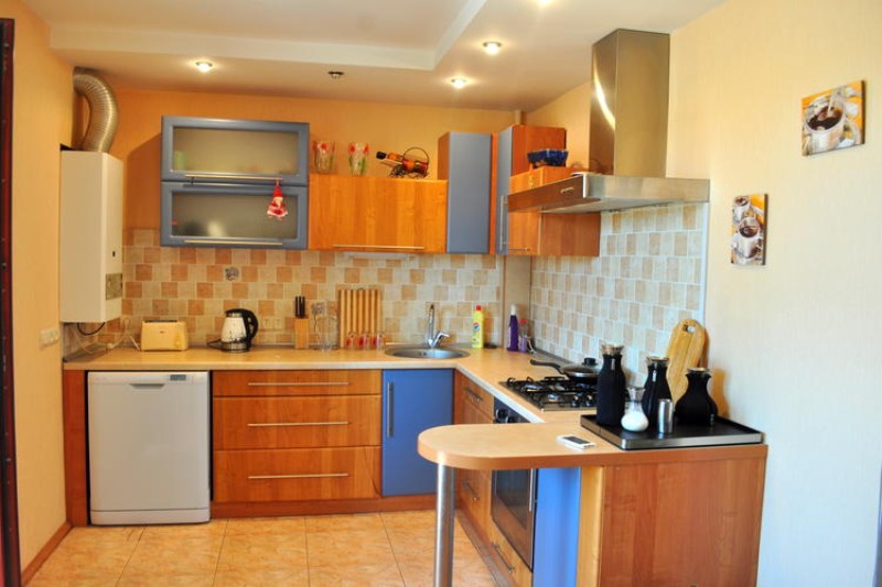 2-комнатная квартира, Артиллерийская ул. 4