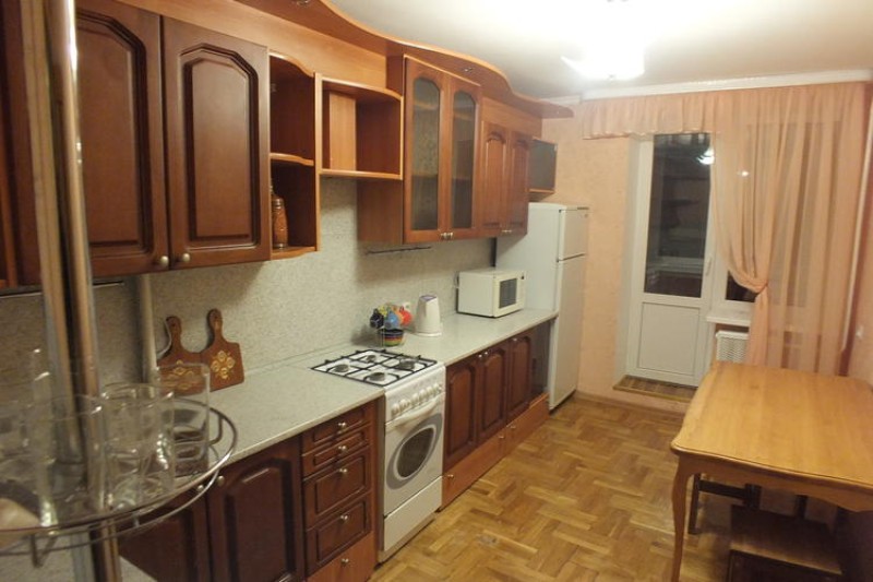 3-комнатная квартира, Актюбинская ул. 11